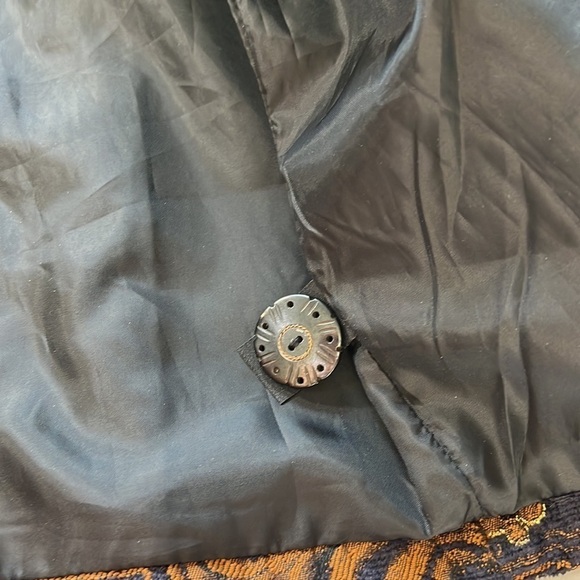 JULIA Kim embroidered jacket - Picture 7 of 8